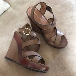 Maurices Brown Wedges Size 6